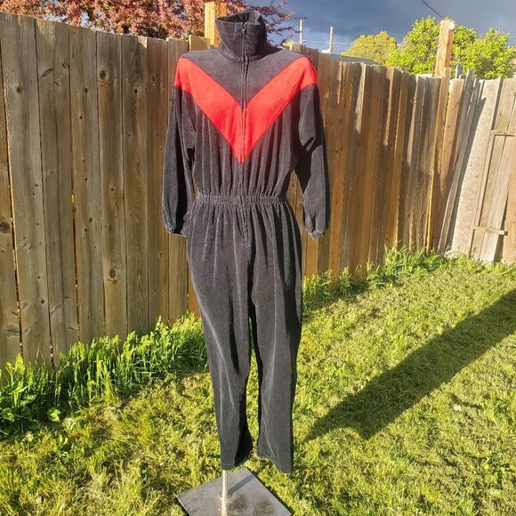 David Brown for Saks Fifth Avenue Vintage 80's Fleece Jumpsuit Black Woman (M-L) - Picture 1 of 16